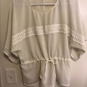Bar III tunic top